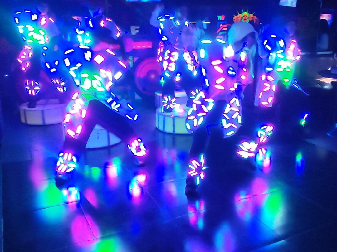Neon Nights Bar Club-马卡蒂必去景点