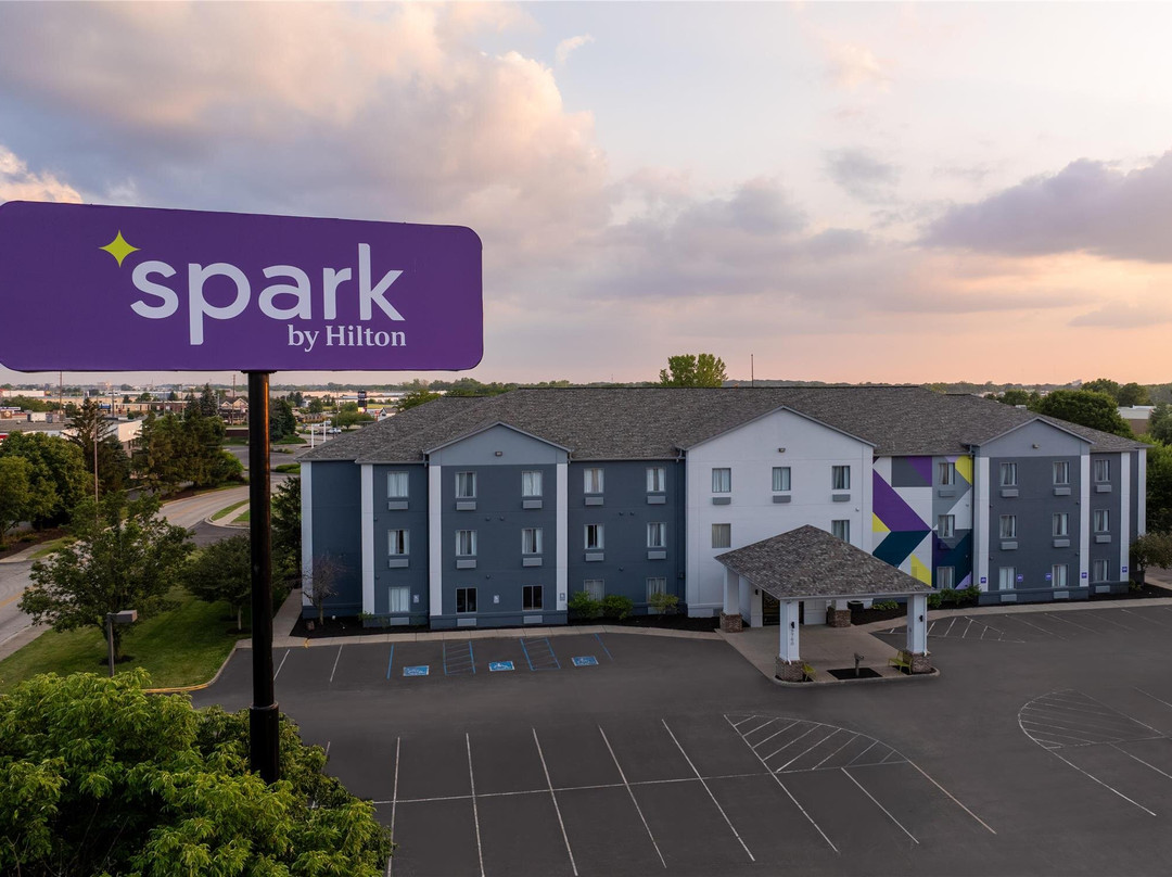 印第安纳波利斯东北费舍尔希尔顿旗下Spark酒店