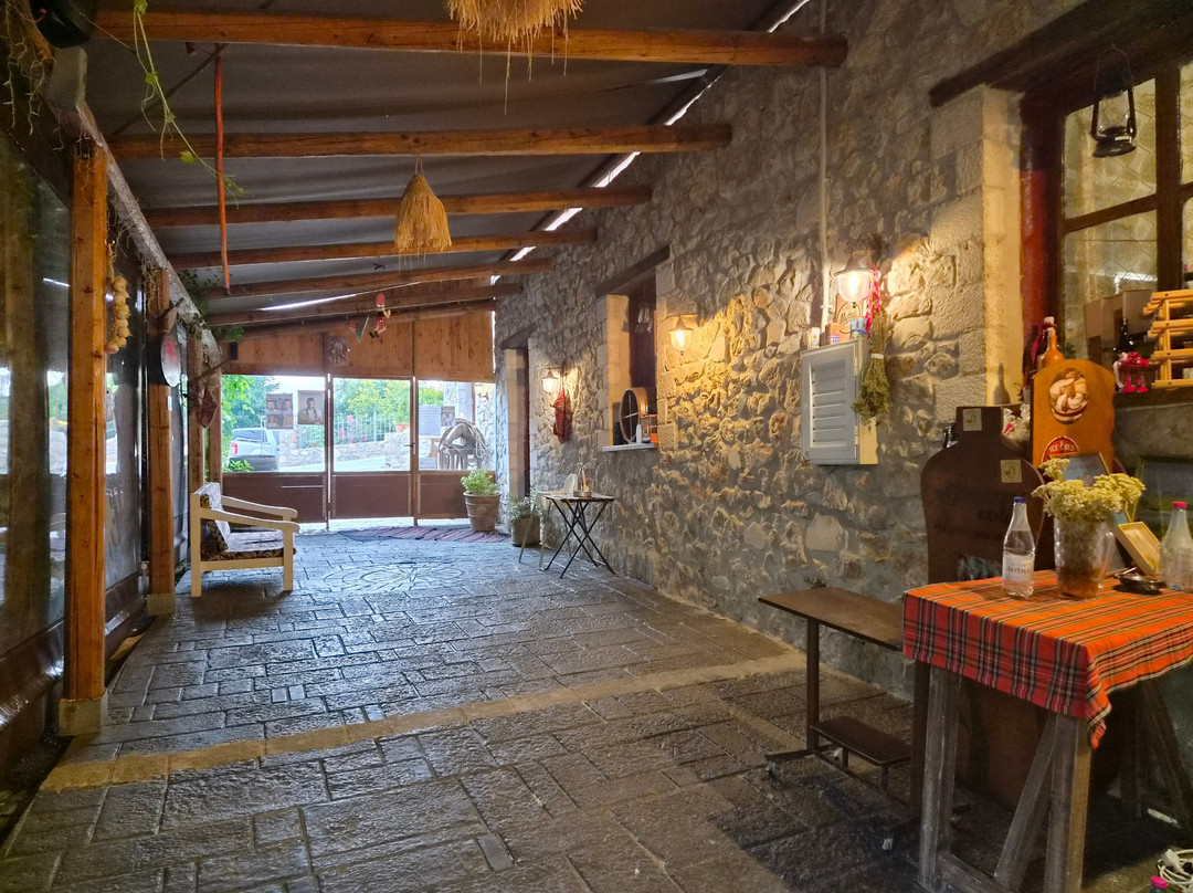 Tavérna i Velanidiá