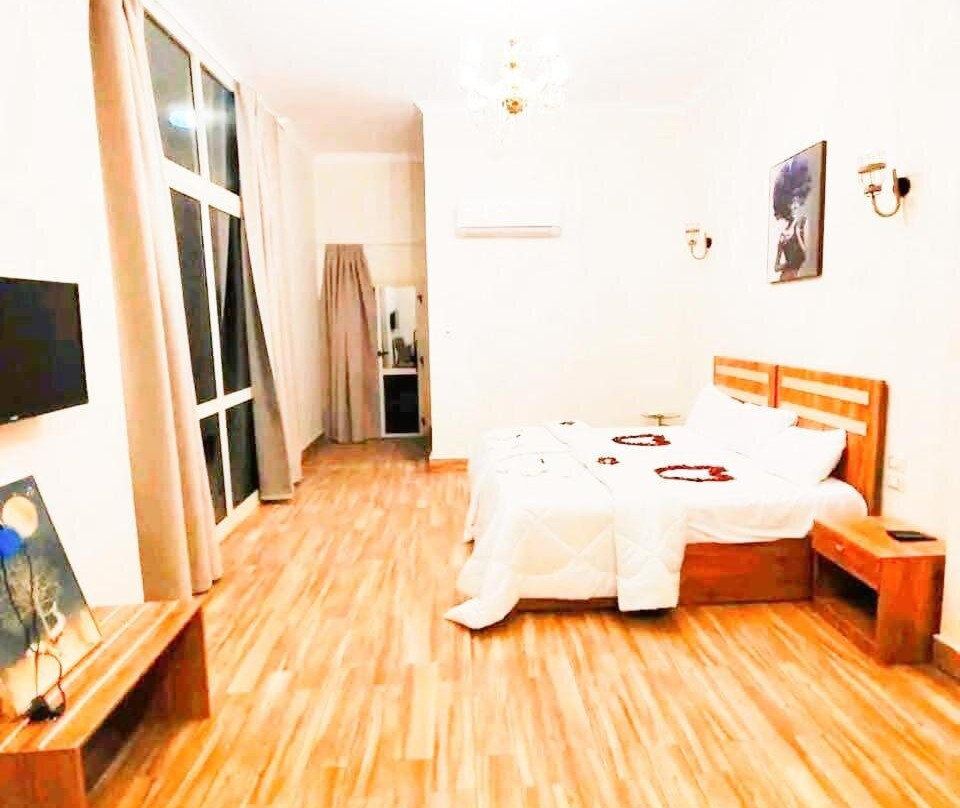 VIP hotel & cafe