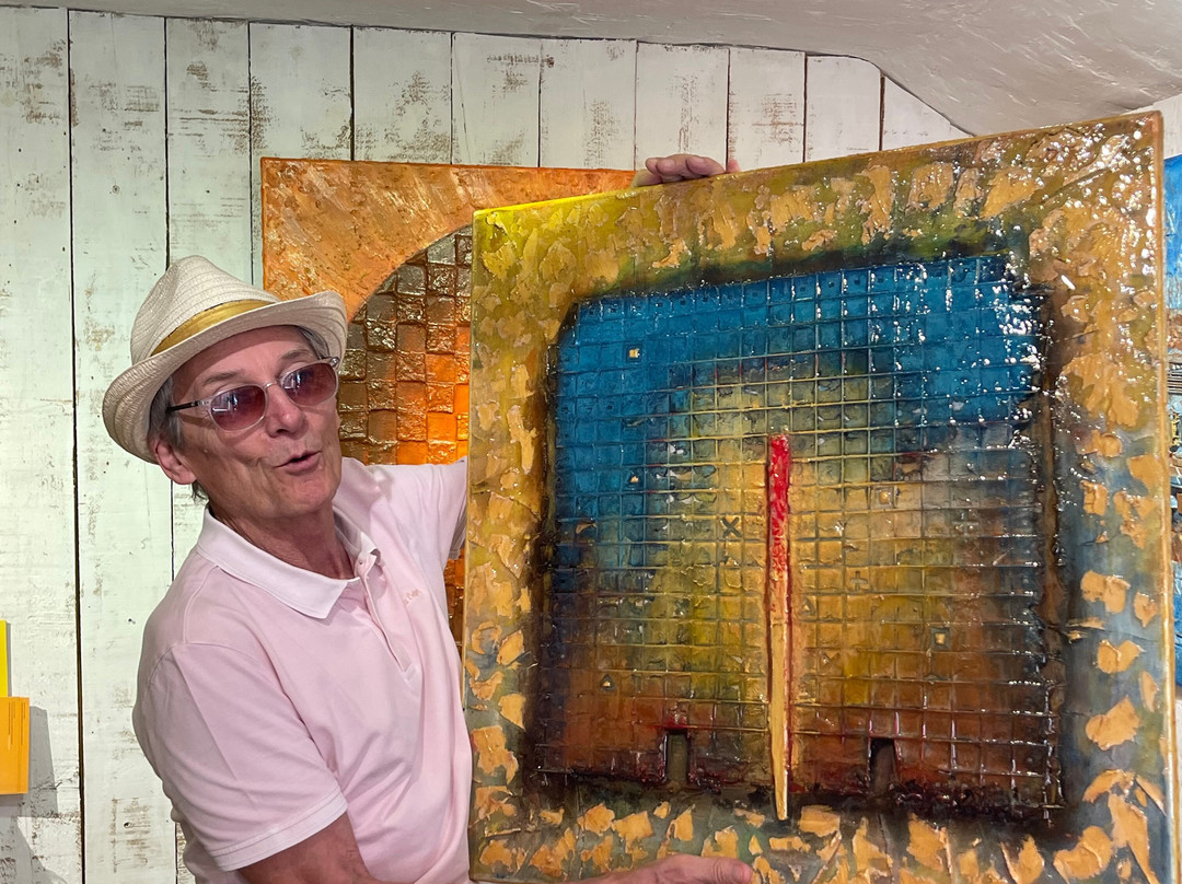 Art Gallery Contemporary Tapiézo-Roussillon必去景点