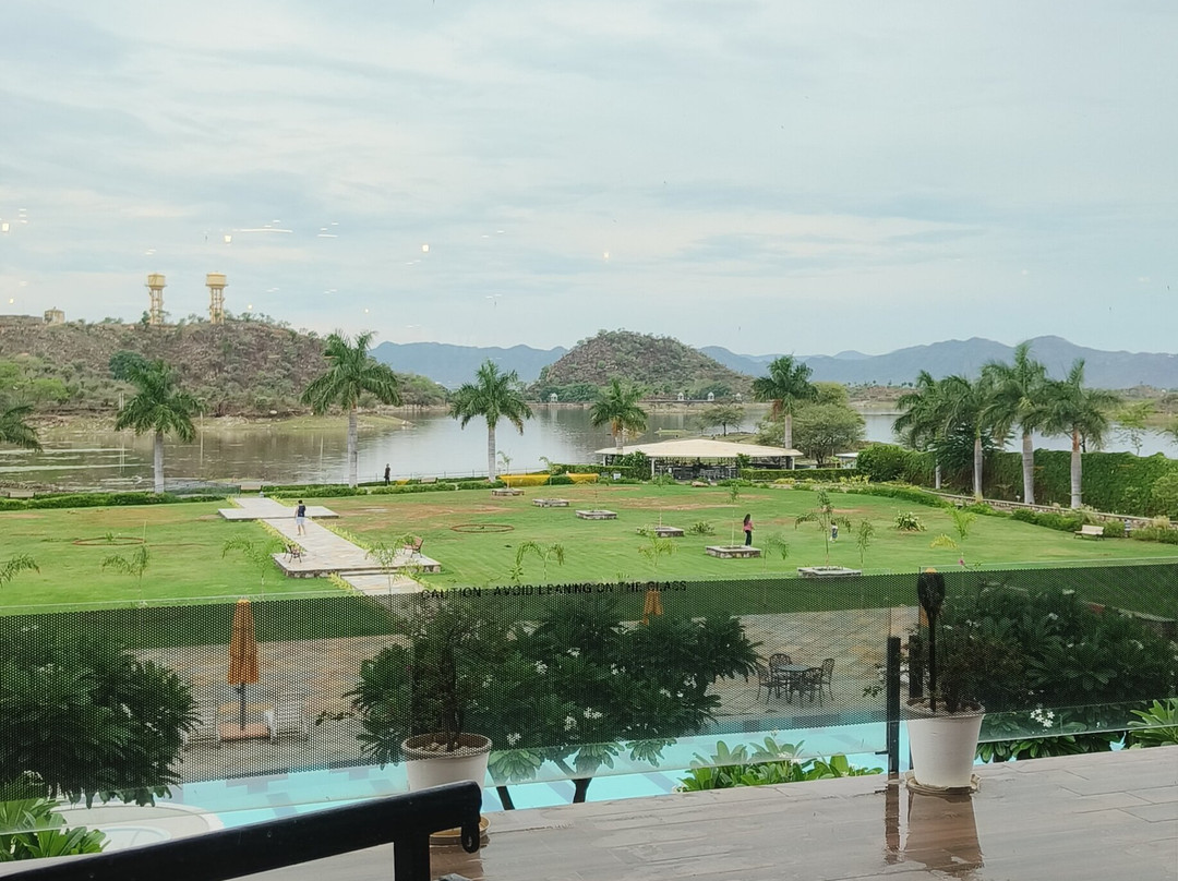 TatSaraasa Resort & Spa主图