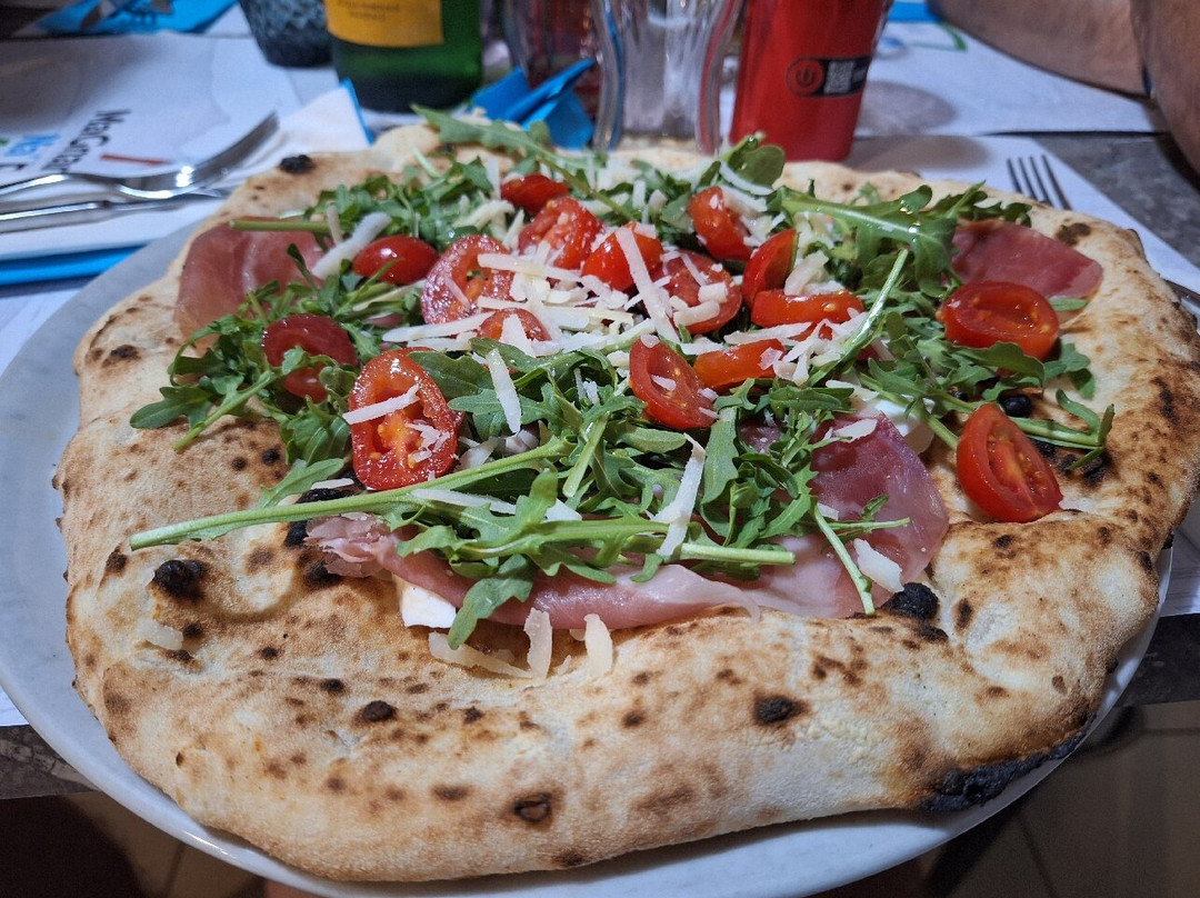 Magnammecena 'Pizza