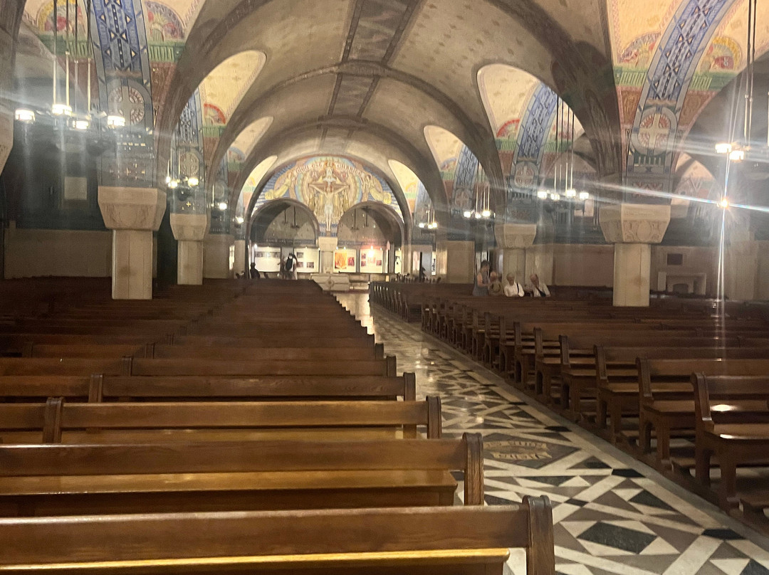 Sanctuaire Sainte Thérèse-Ville de Lisieux必去景点