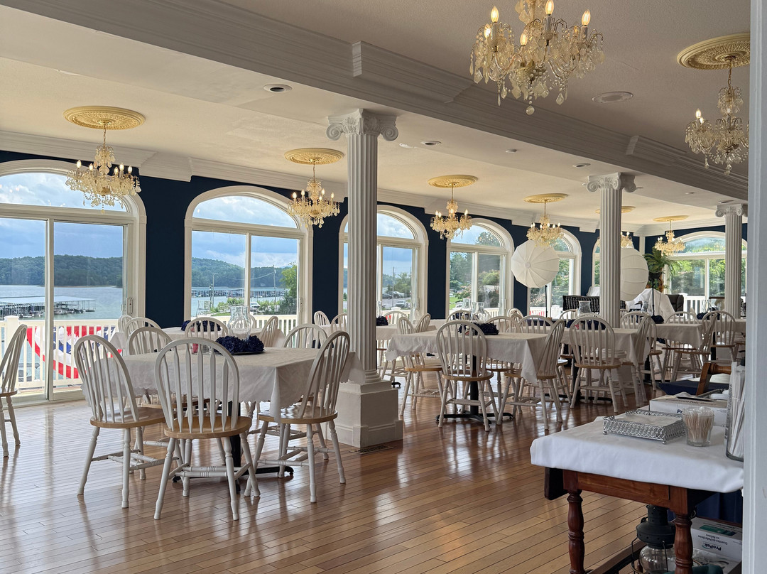 Mountain Harbor Inn Resort On the Lake主图