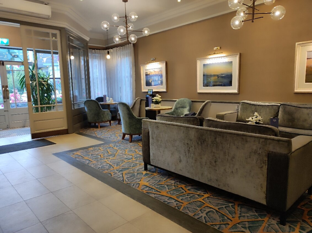 Maldron Hotel Oranmore Galway主图