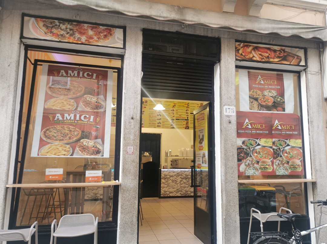 Amici: Pizza Kebab & Indian Food