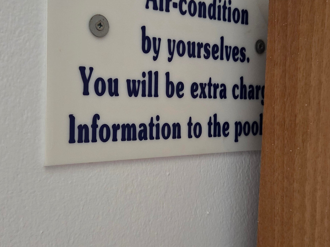 Aspres Apartments主图