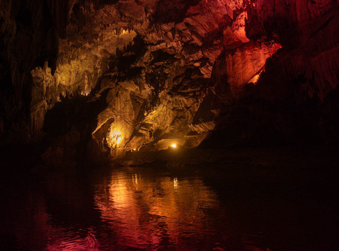 Penn's Cave & Wildlife Park-中心大厅必去景点