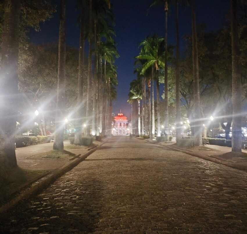 Praça da Liberdade-贝洛哈里桑塔必去景点