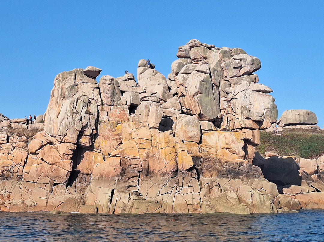 Réserve Naturelle des Sept Îles-皮若斯必去景点