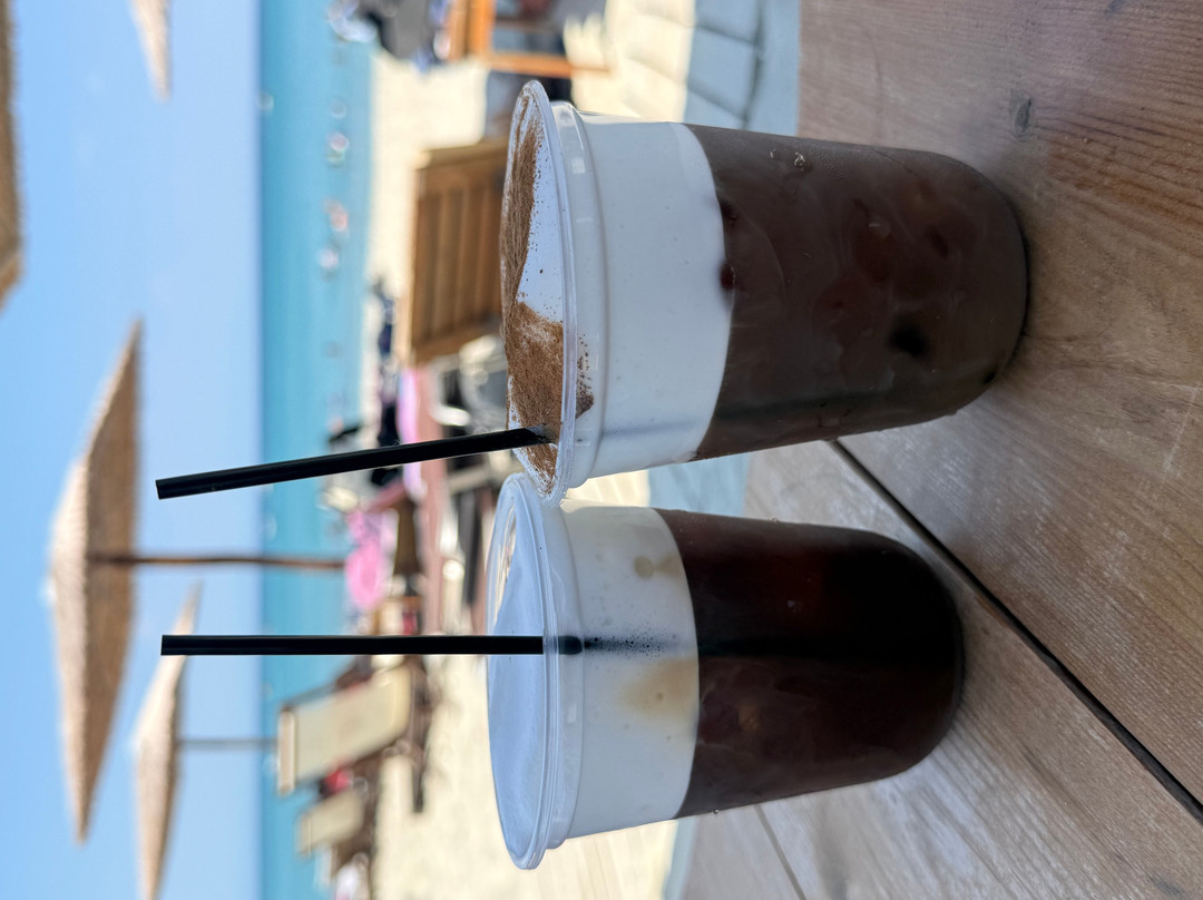 Cocus beach bar