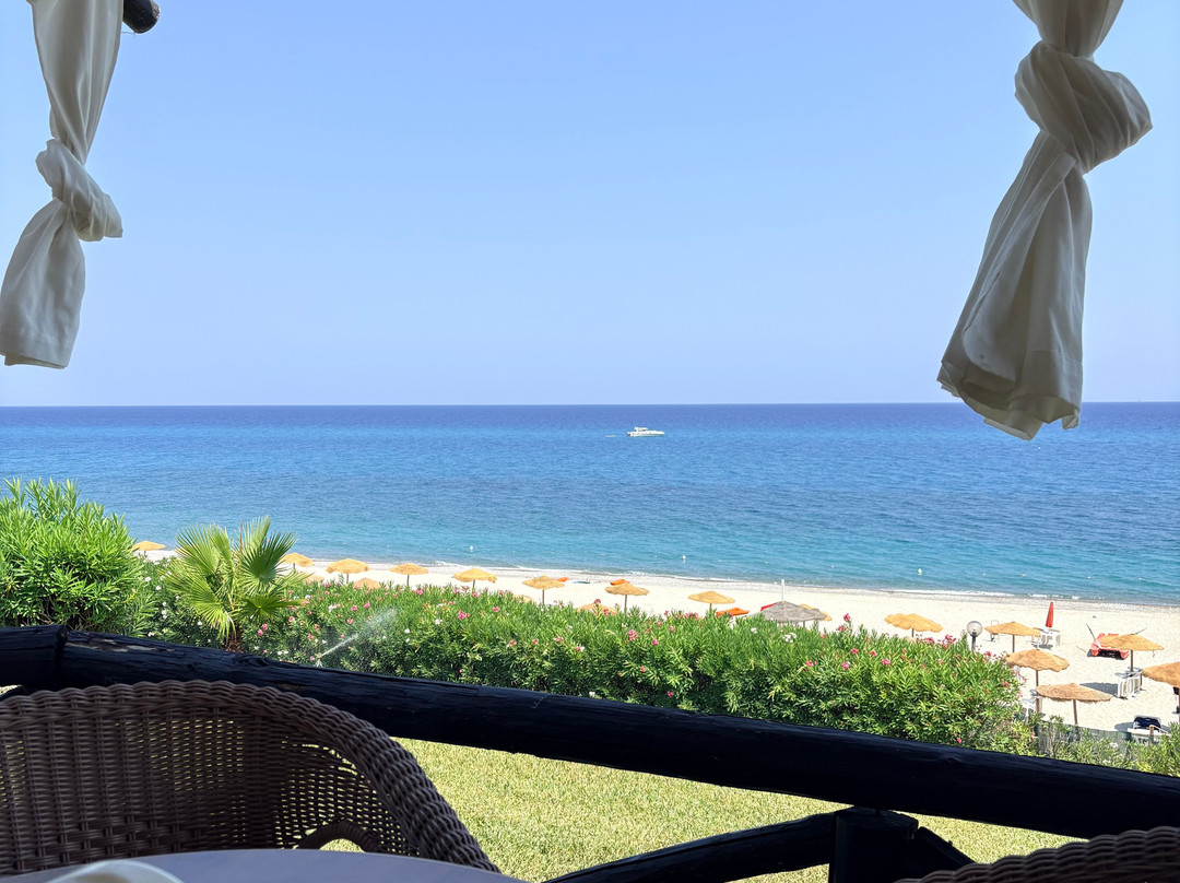 Calalandrusa Beach Resort主图