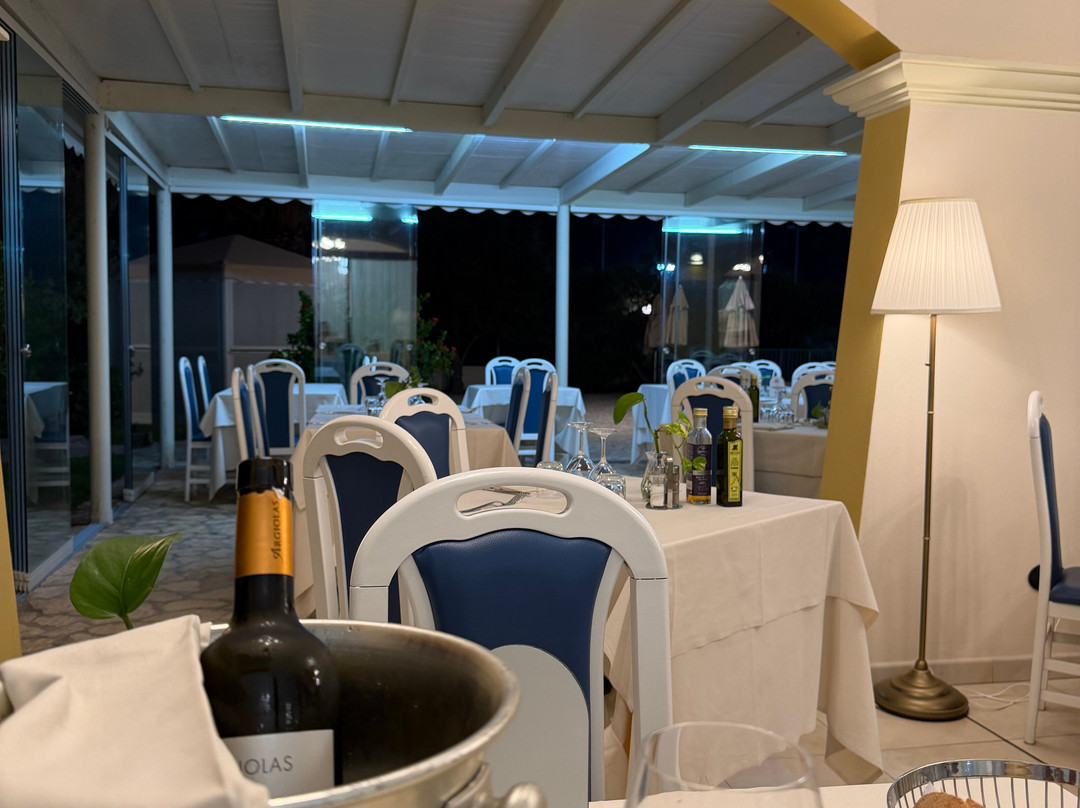 瓦赛罗住宅酒店主图