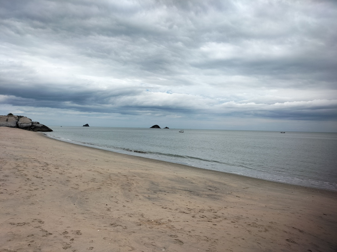 Sai Noi Beach-攀武里必去景点