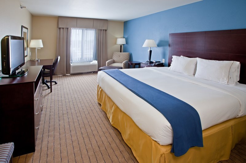 Finly酒店住宿-Holiday Inn Express & Suites Shelbyville Indianapolis By Ihg