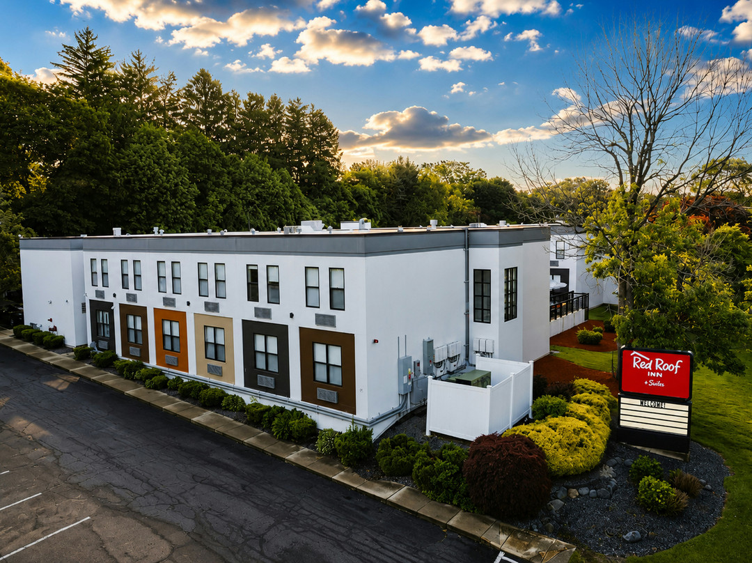 Red Roof Inn & Suites Middleborough