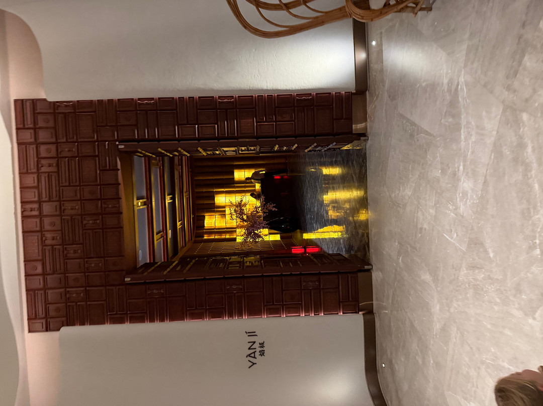 雷格纳姆皇冠