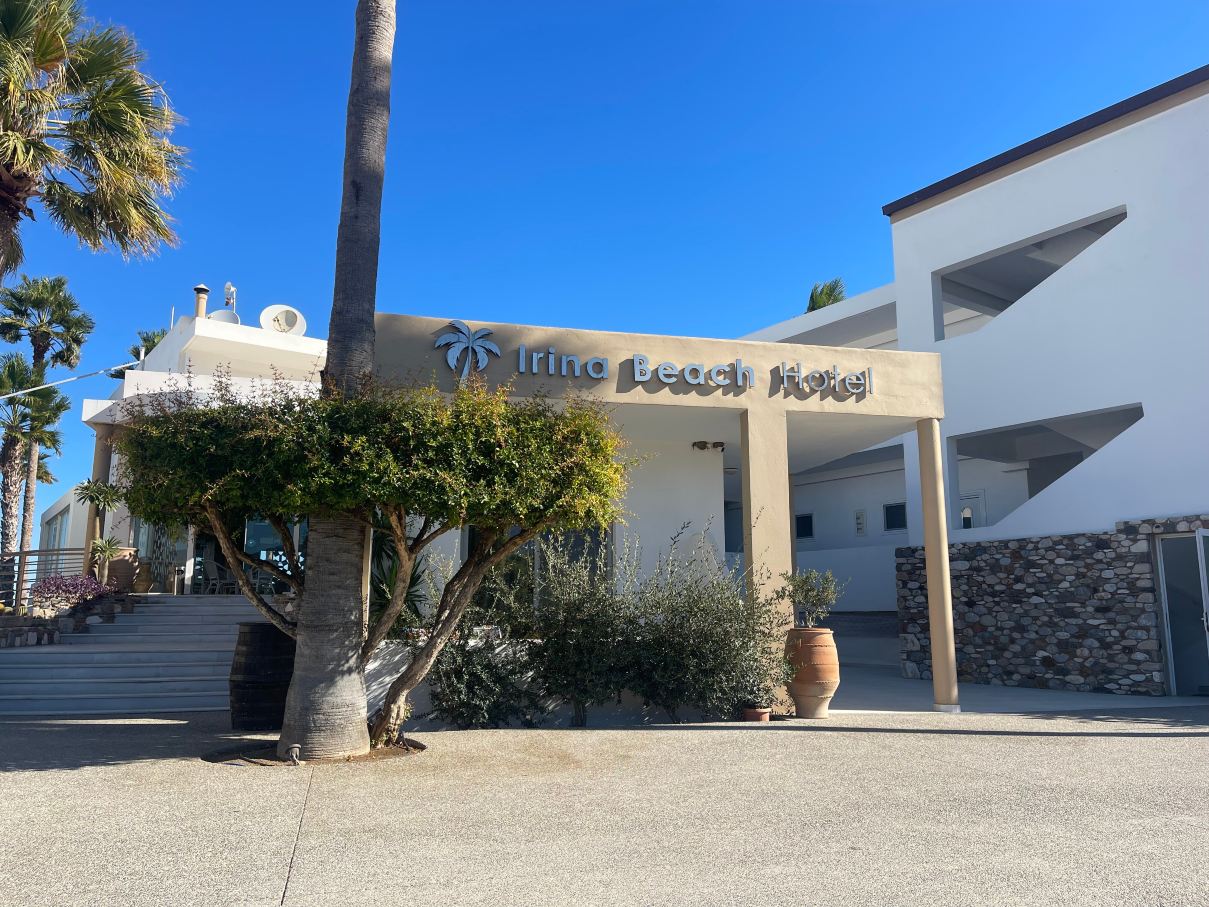 伊琳娜海滩公寓式酒店-旅行者