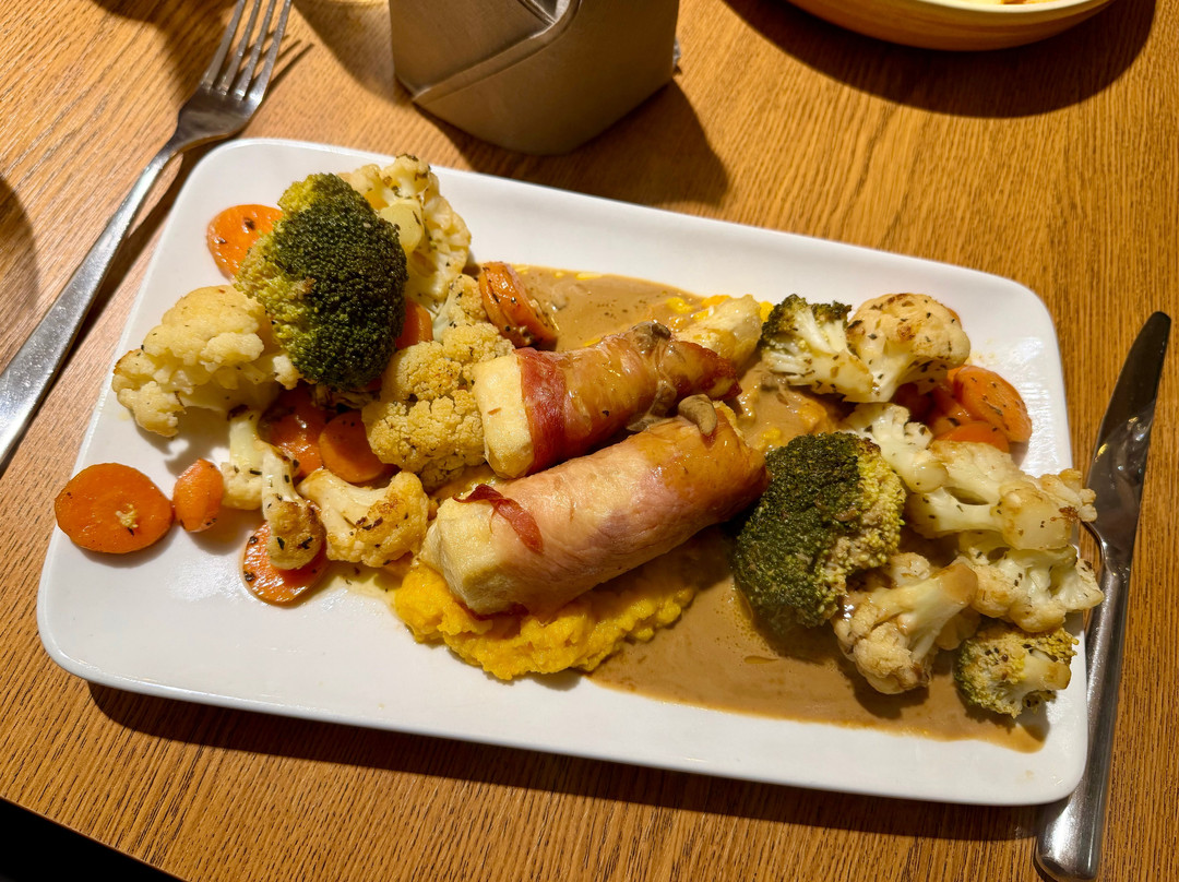 Agas Bistro