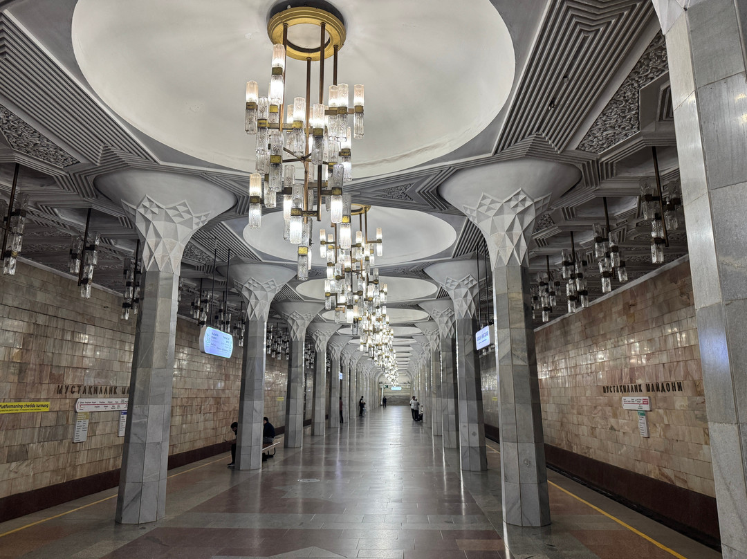 Tashkent Metro tour guide-塔什干必去景点