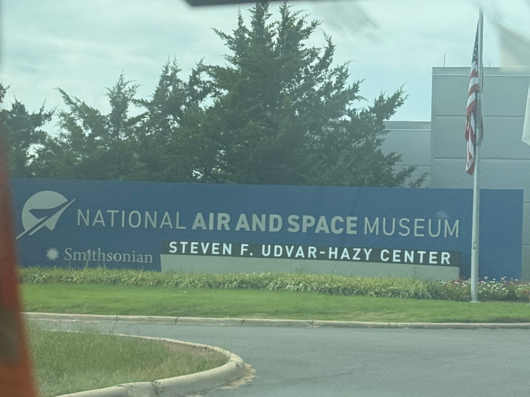 Steven F Udvar-Hazy Center-尚蒂利必去景点