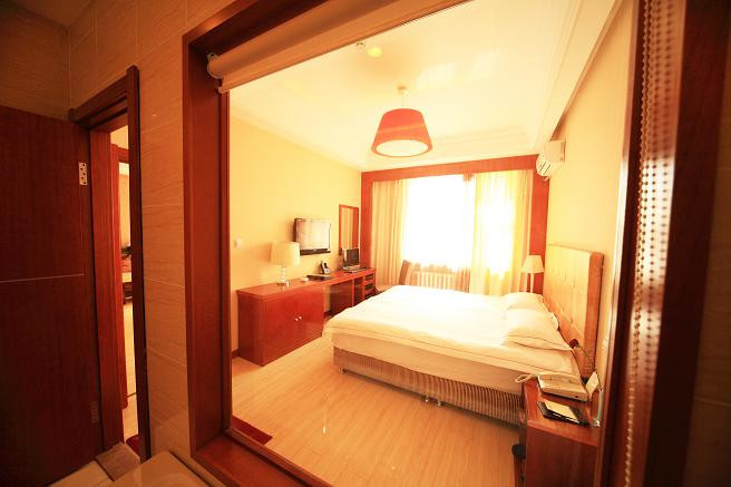 桦川县酒店住宿-天水湖宾馆