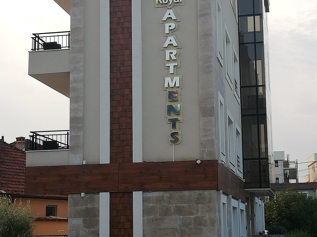 Villa Royal Apartments