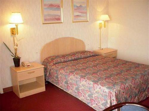 Val U Stay Inn and Suites