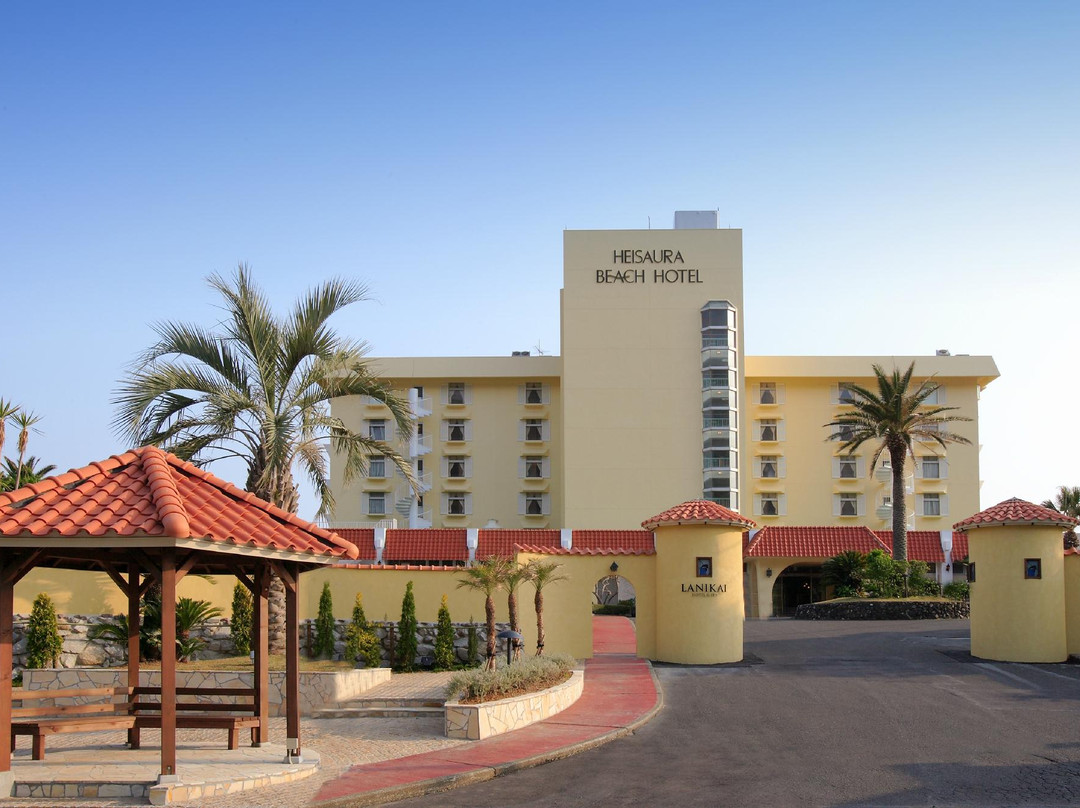 Heisaura Beach Hotel