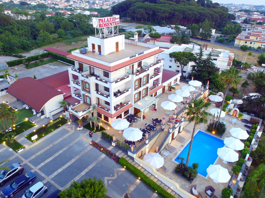 Trecase酒店住宿-Palazzo Rosenthal Resort