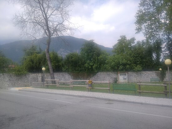 Piazzale San Floriano-Montereale Valcellina必去景点