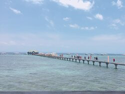 娜鲁萱岛度假村主图