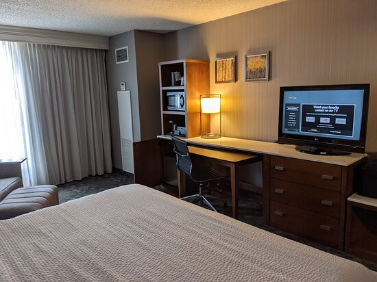 Courtyard by Marriott Pueblo Downtown主图