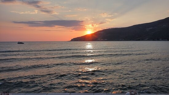 Paralia Itylo-Neon Oitylo必去景点