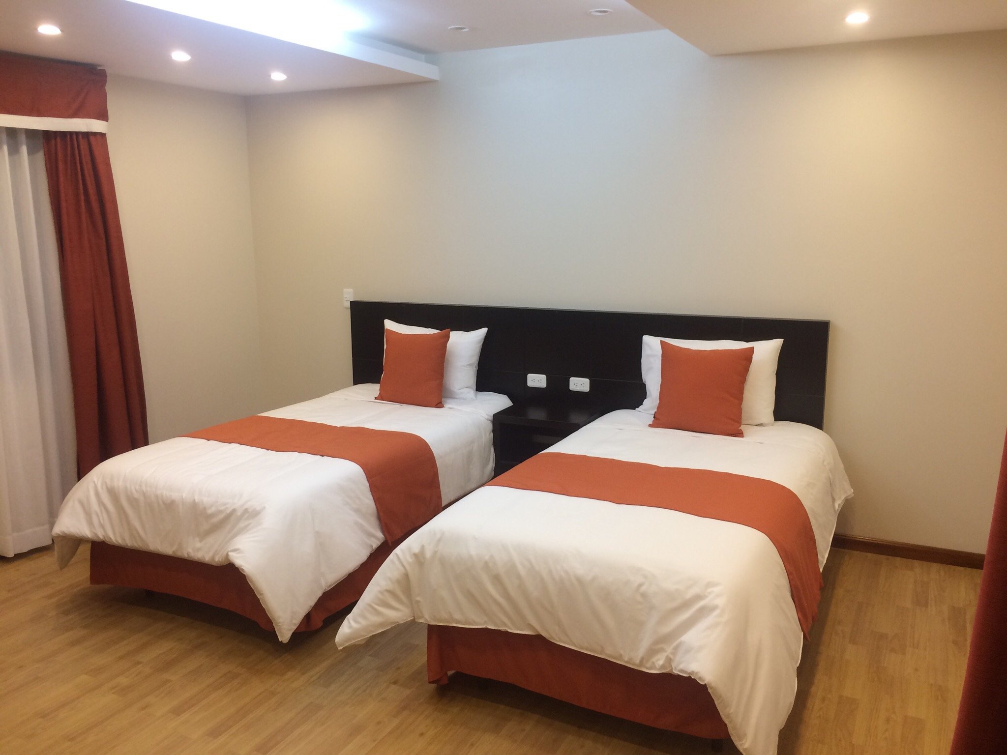 Luxor Plaza Hotel y Spa-官方