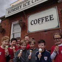 Romsey Ice Cream Parlour