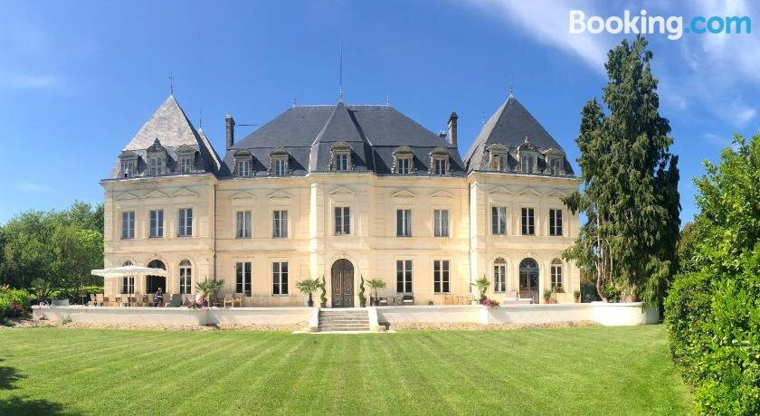 Saint Pierre du Palais旅游攻略图片