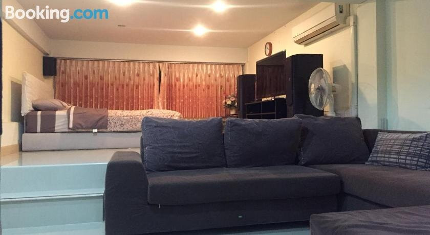 First Homestay Phrae
