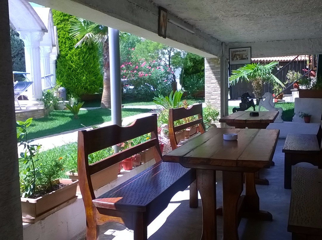 Onufri Hotel