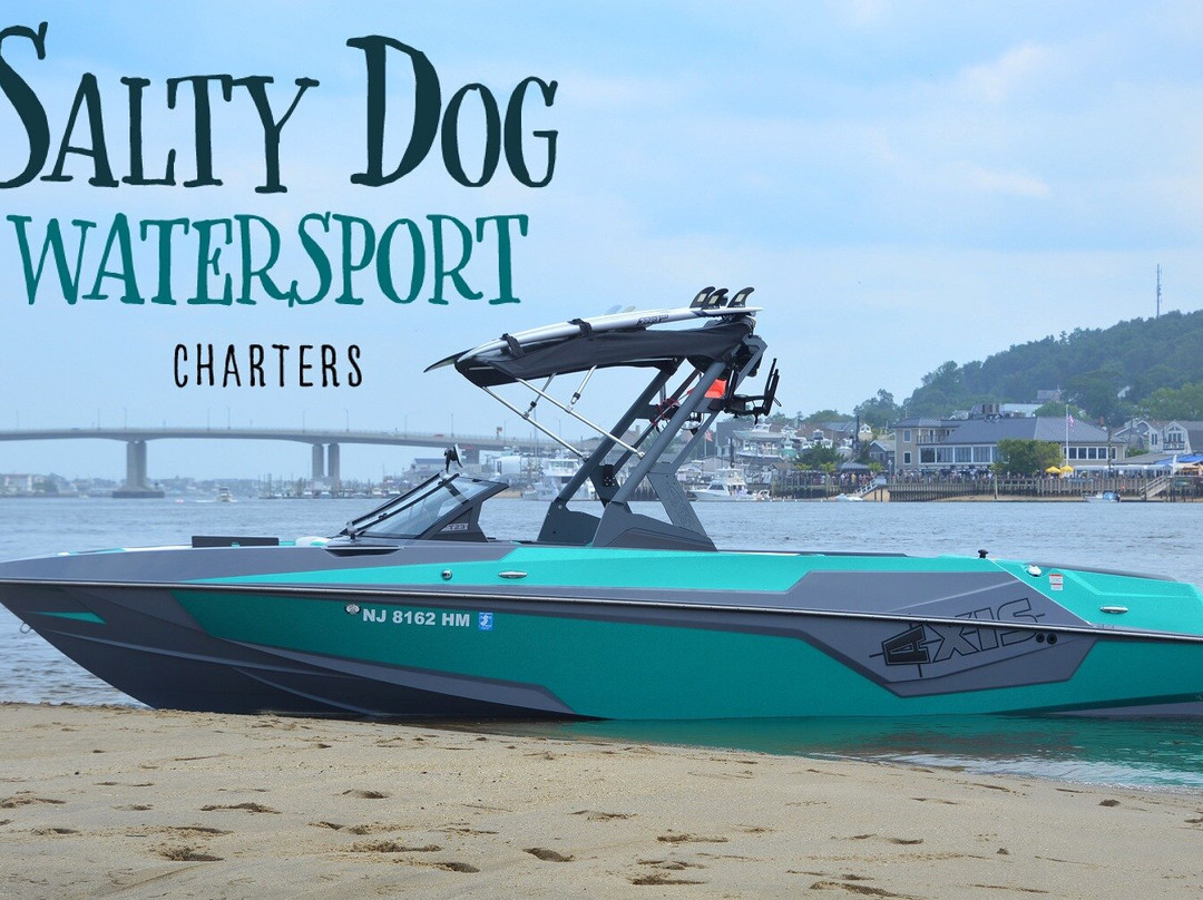 Salty Dog Watersports景点图片