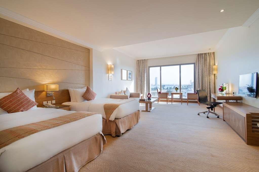 Golden Tulip Dammam Corniche Hotel主图