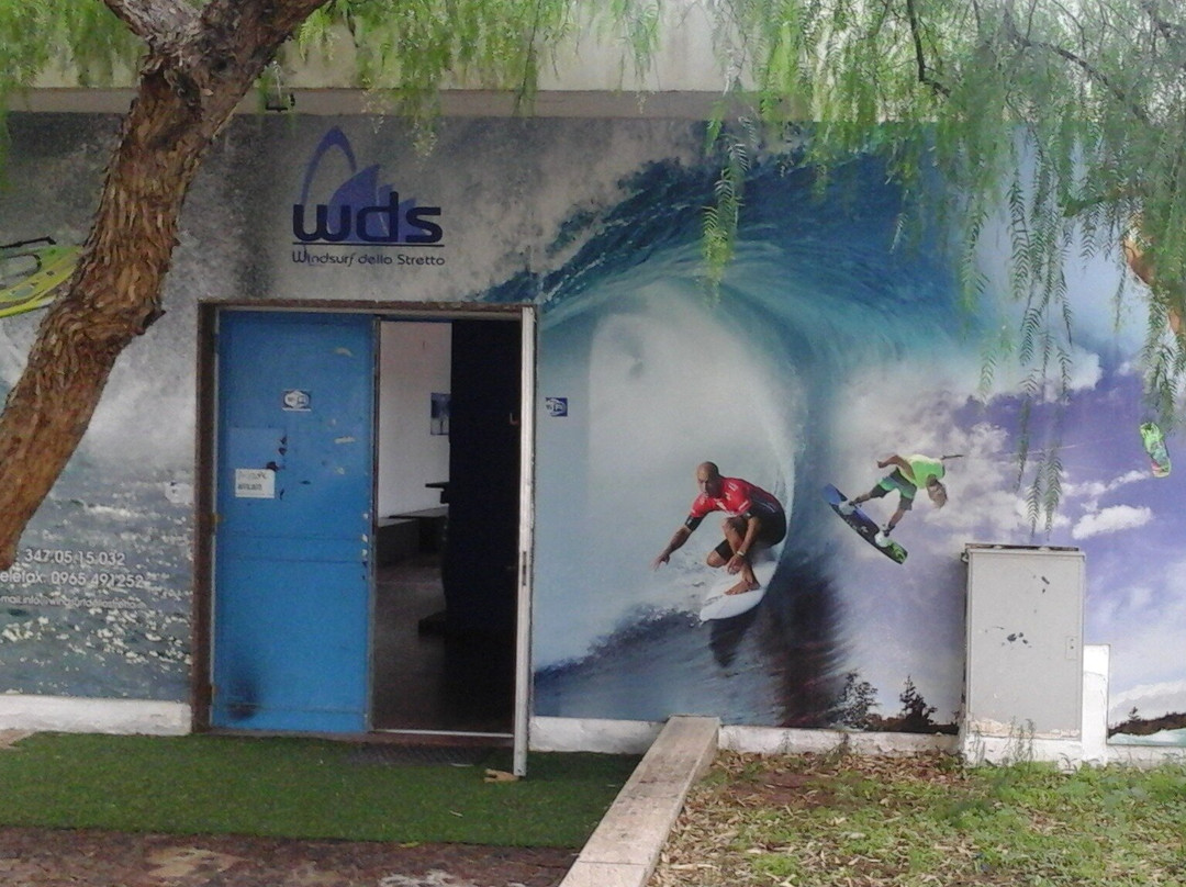 windsurf dello stretto景点图片
