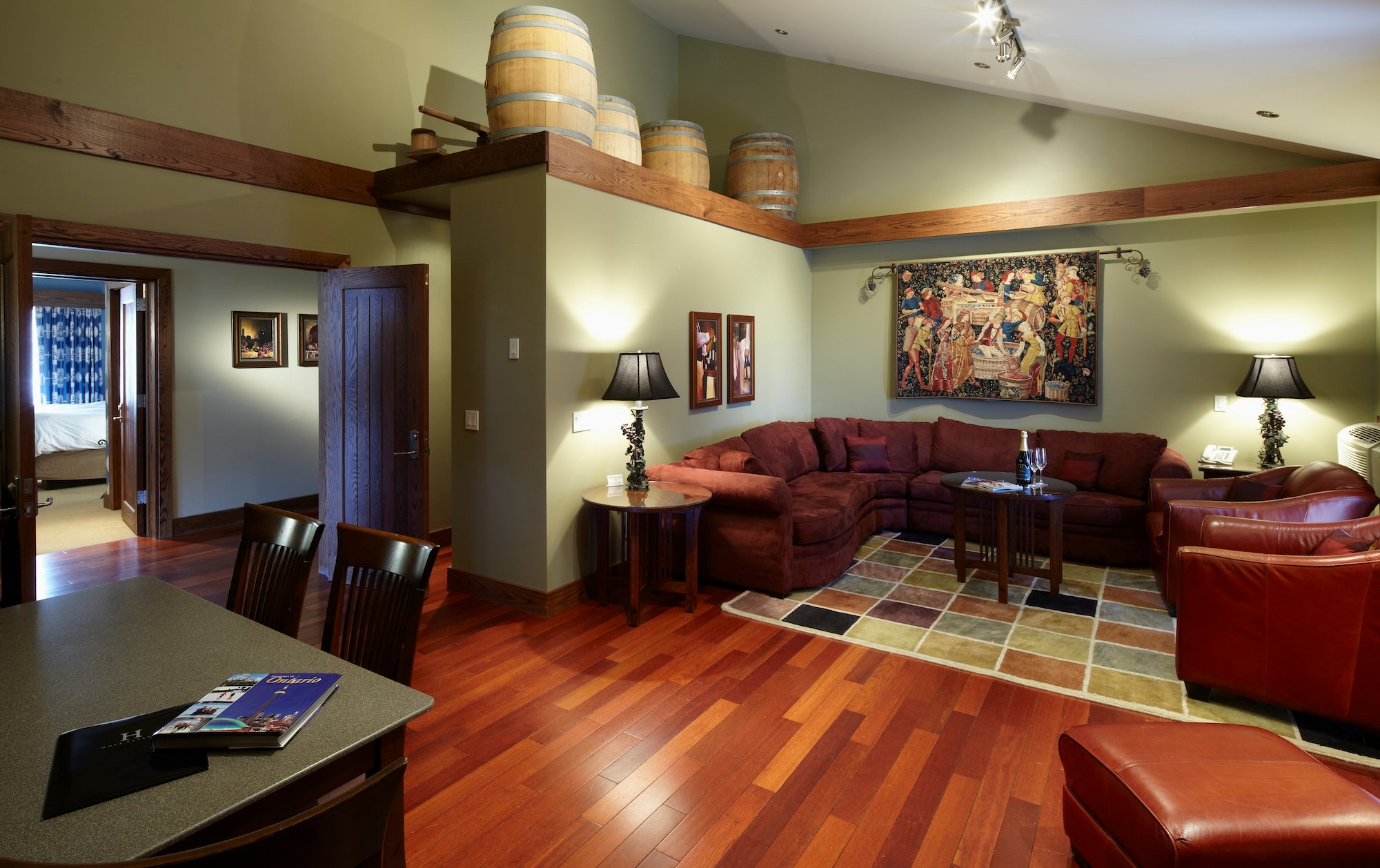 Huff Estates Inn & Winery-官方