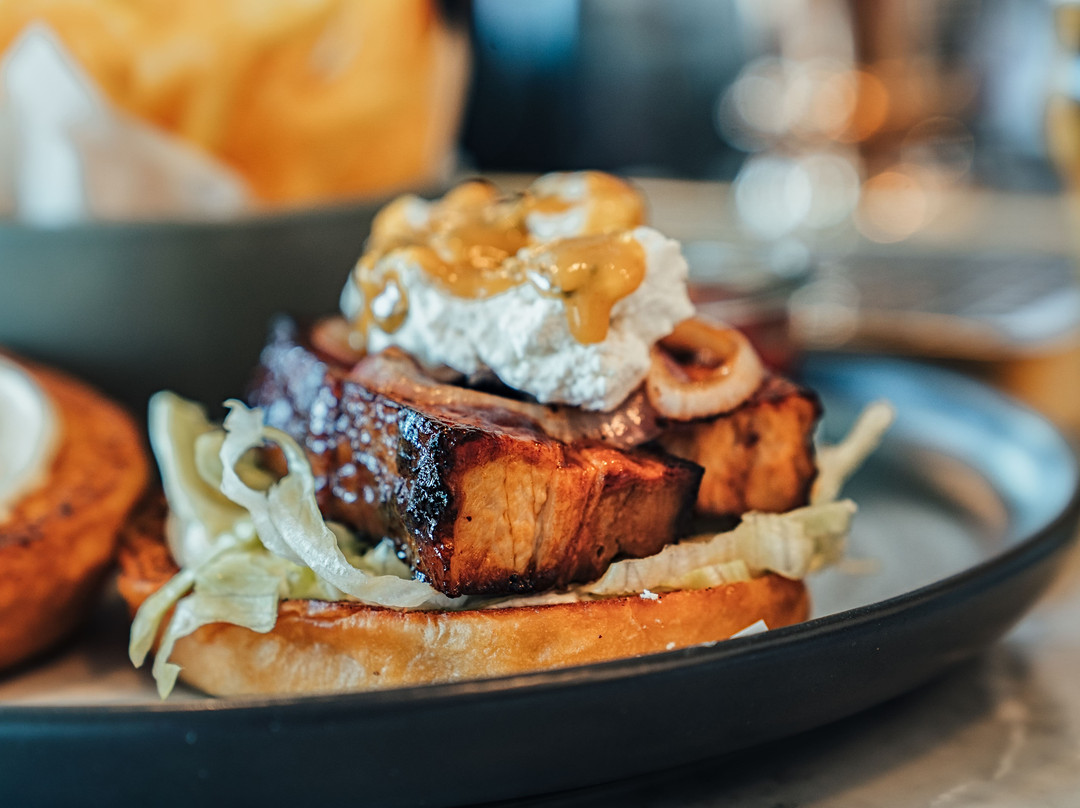 Chill & Co. Resto bar