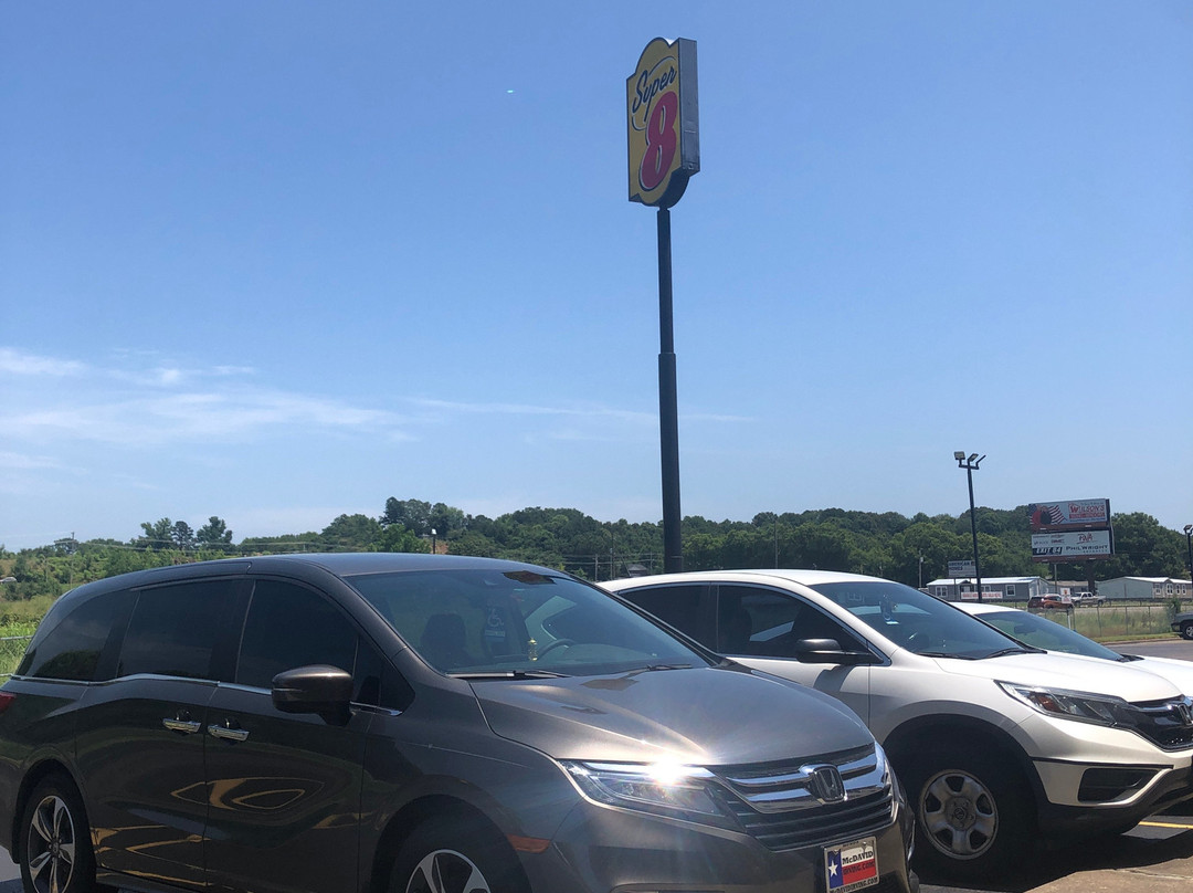 Super 8 by Wyndham Russellville主图