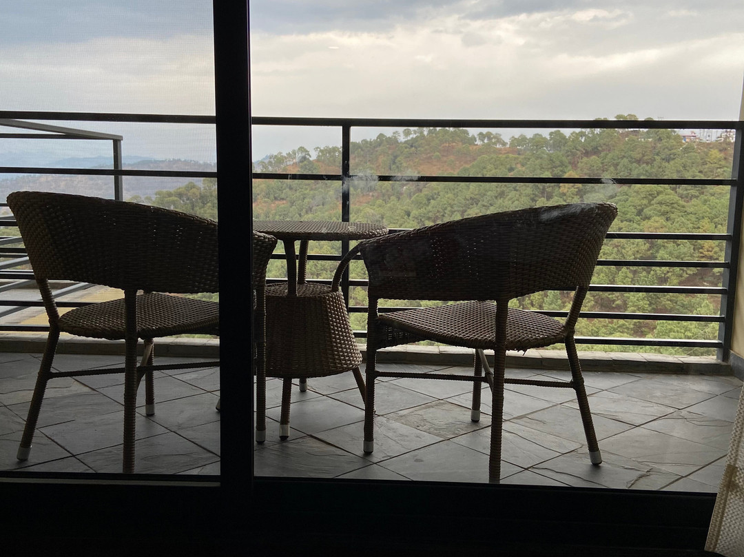 Lemon Tree Hotel, Kasauli主图