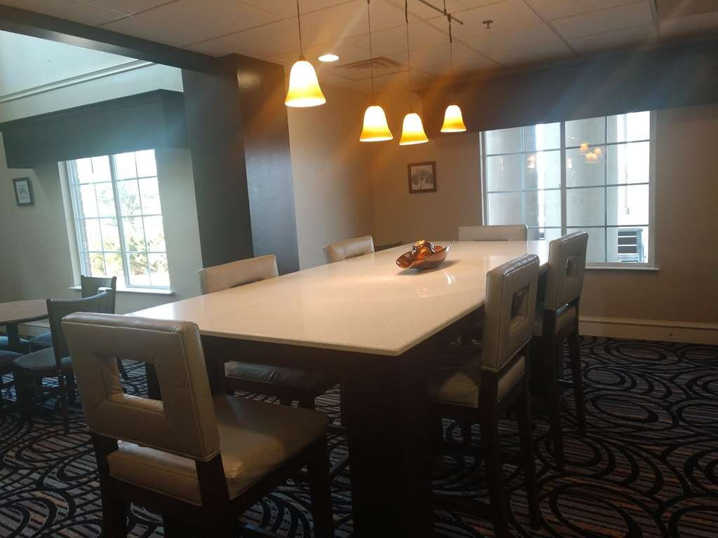 Comfort Inn & Suites主图