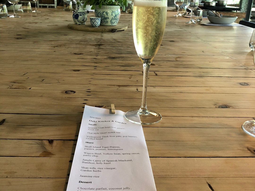 Oaks Kitchen & Garden-Oak Beach必去景点