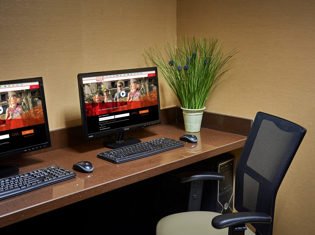 Holiday Inn Express & Suites Timmins By IHG主图